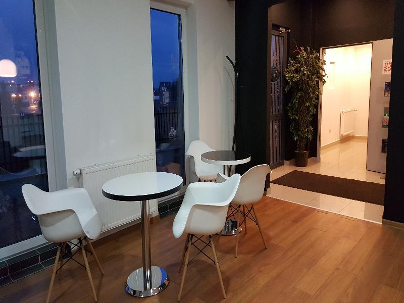 Aparthotel Travel Krasków Εξωτερικό φωτογραφία