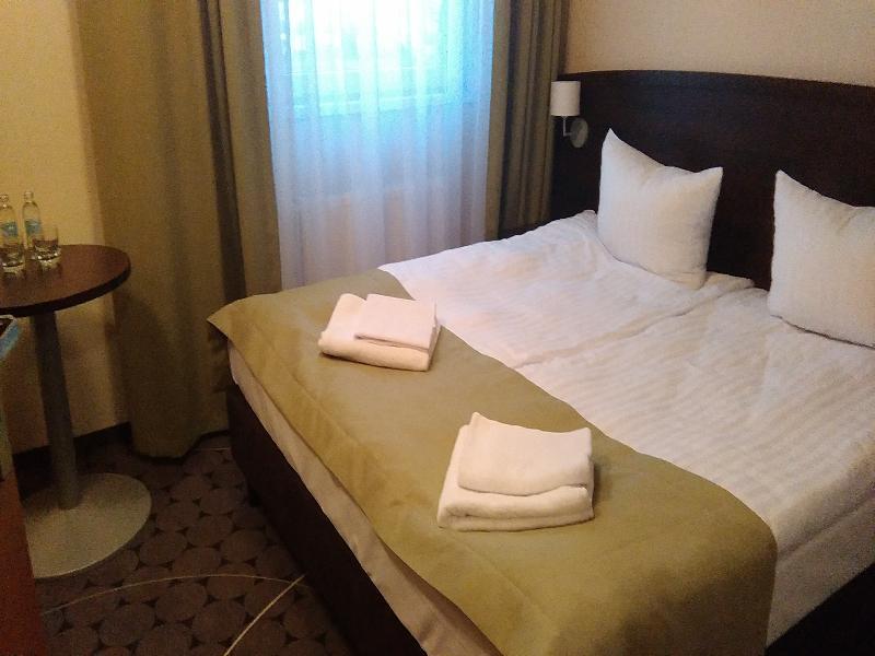Aparthotel Travel Krasków Εξωτερικό φωτογραφία