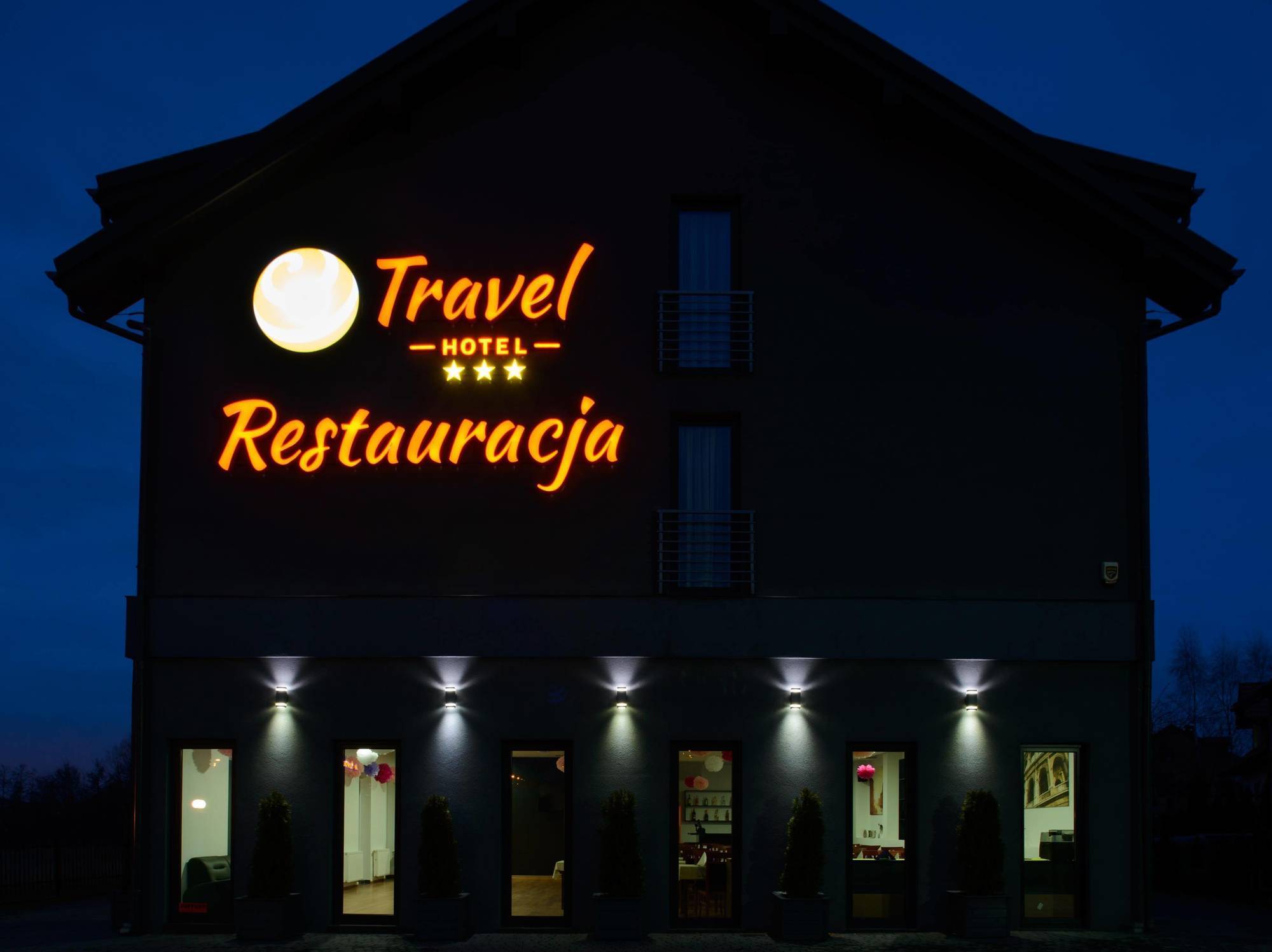 Aparthotel Travel Krasków Εξωτερικό φωτογραφία