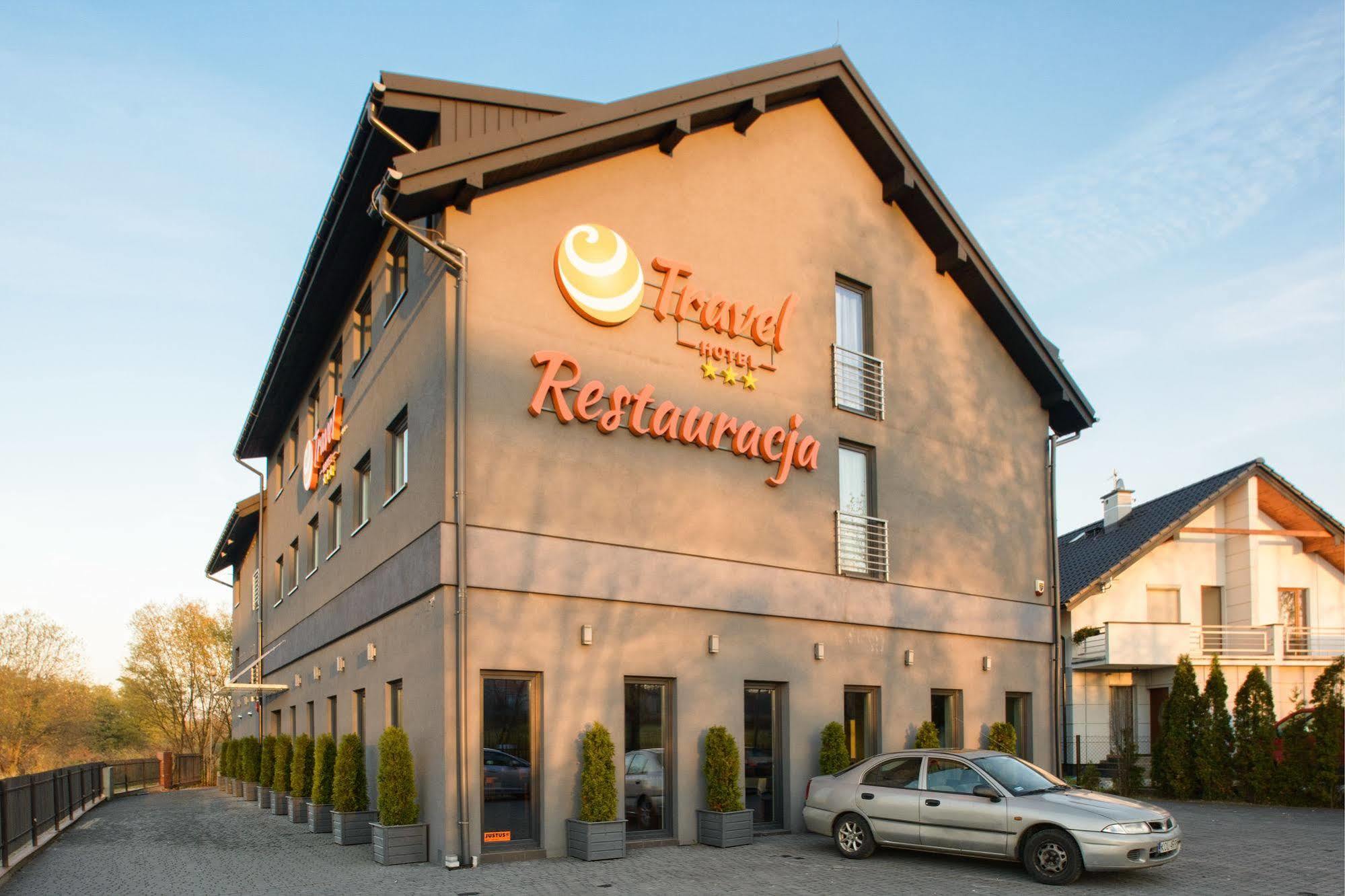 Aparthotel Travel Krasków Εξωτερικό φωτογραφία